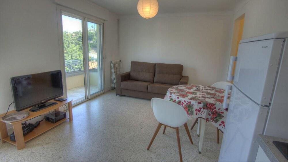 Studio 3 étoiles Vue mer 150m Plages Parking Clim WIFI Cannes Exterior foto